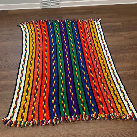 VTG Handmade Rainbow Striped Fringed Afghan Throw - Picture 4 of 10